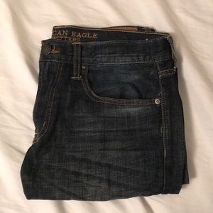 Men’s American Eagle rugged fade jeans